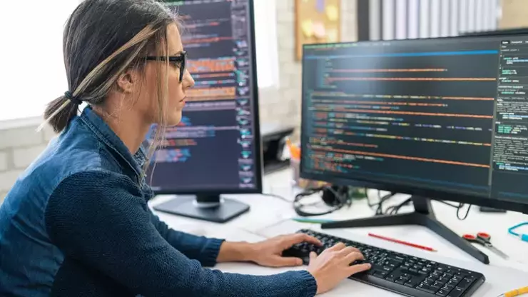 Yazılımcı Nasıl Olunur? Adım Adım Yol Haritası nasıl yazılımcı olunur adım adım yazılımcı olma